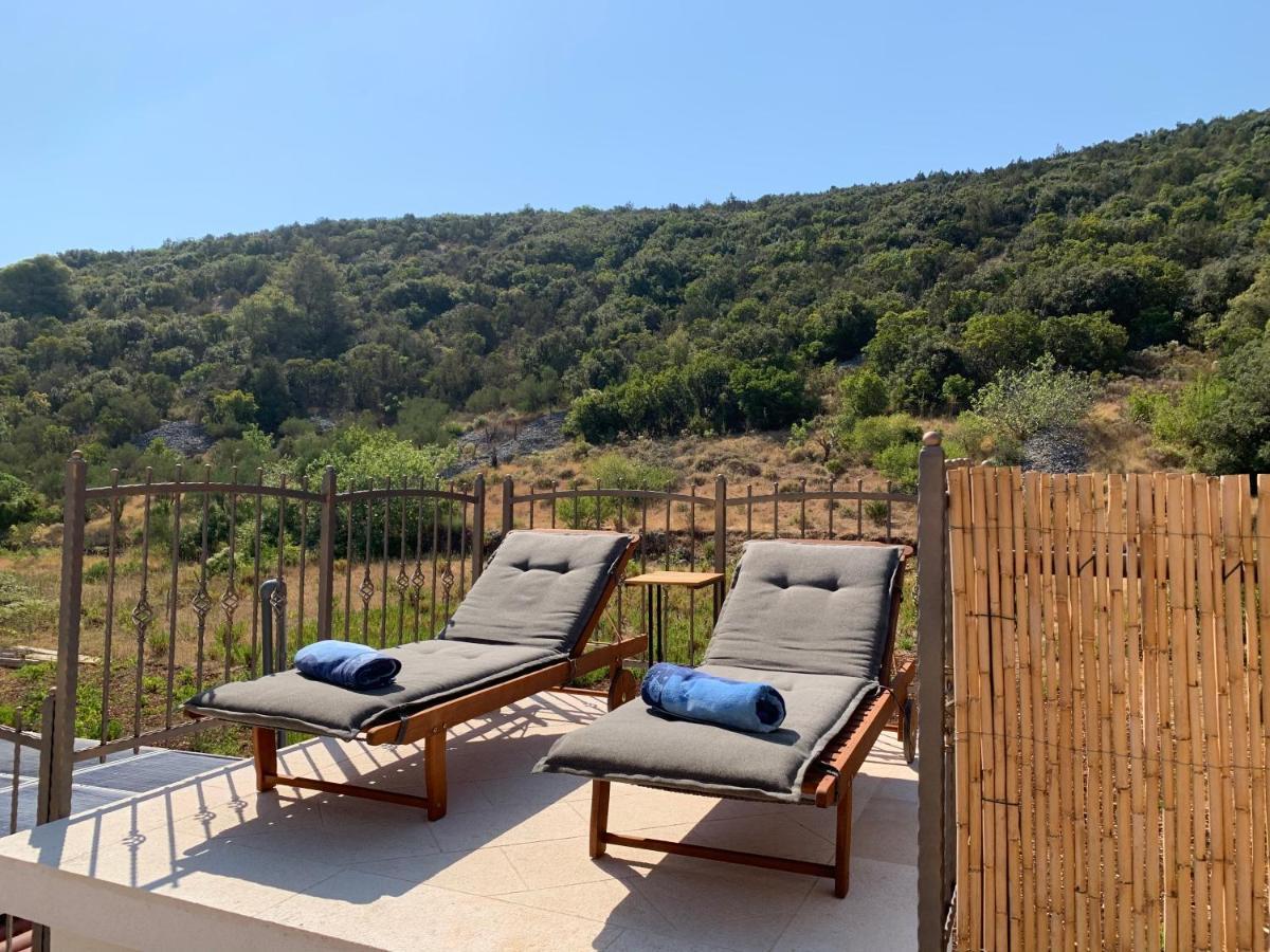 Holiday Home Beyla Pucisca Esterno foto